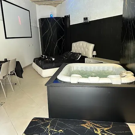 Sassi Di Dimora Sovrana * Matera