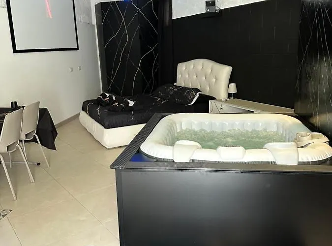 Sassi Di Dimora Sovrana * Matera